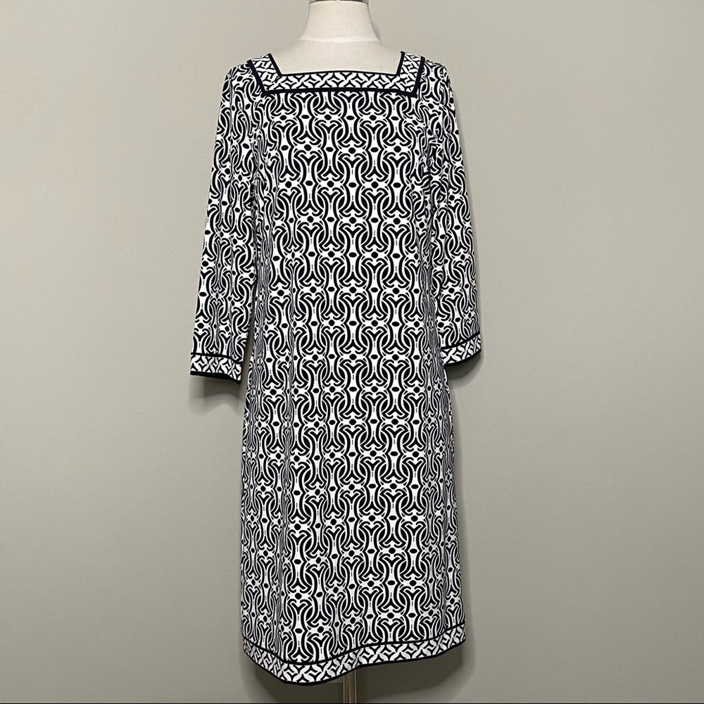 Talbots Smooth Stretch Black White Geometric Printed Square Neck Dress, Size M